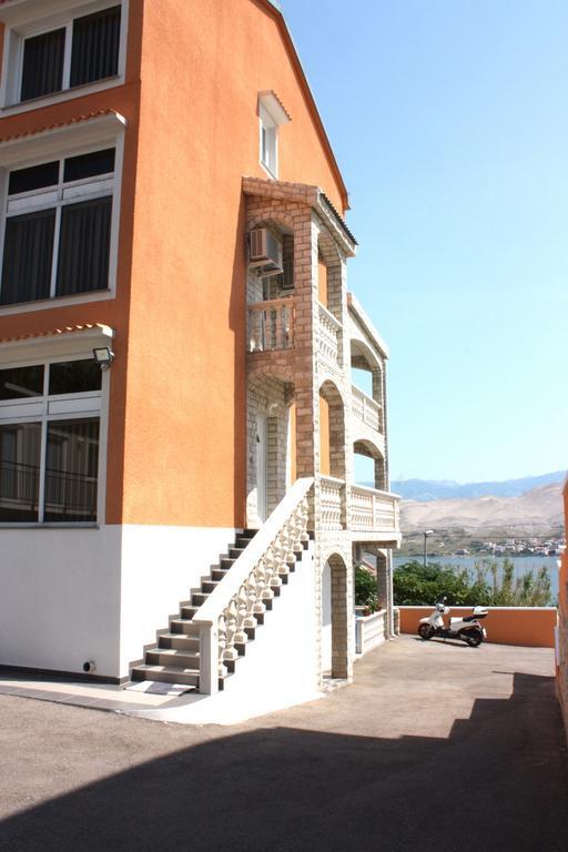 Apartments Villa Anastazija 帕格 外观 照片